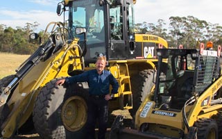 Train in Earthmoving with Accredited Earthmoving Training (AET)